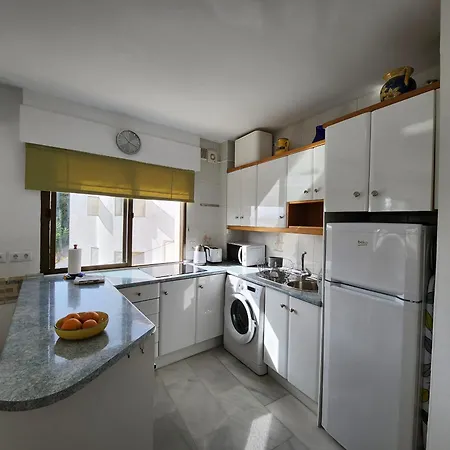 Apartment Carabeo 99 - Sleeps 4 *