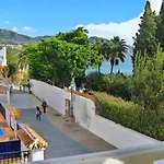 Carabeo 99 - Sleeps 4 Нерха