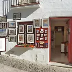 Carabeo 99 - Sleeps 4 Апартаменты Нерха