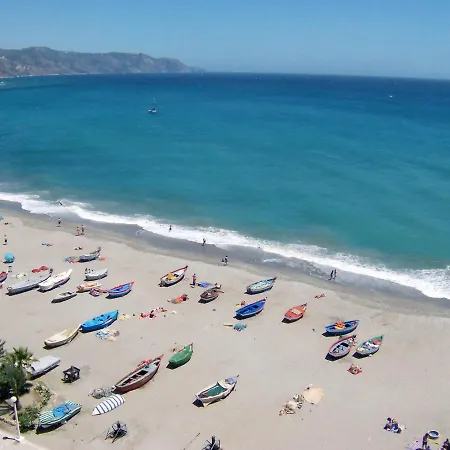 Carabeo 99 - Sleeps 4 *