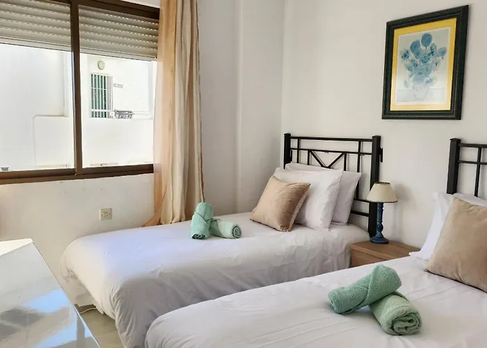 Carabeo 99 - Sleeps 4 Nerja