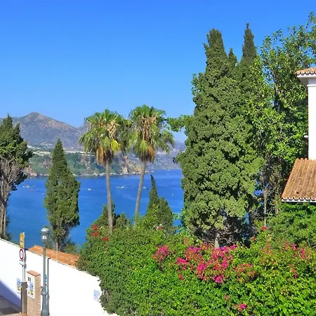 Apartment Carabeo 99 - Sleeps 4 Nerja