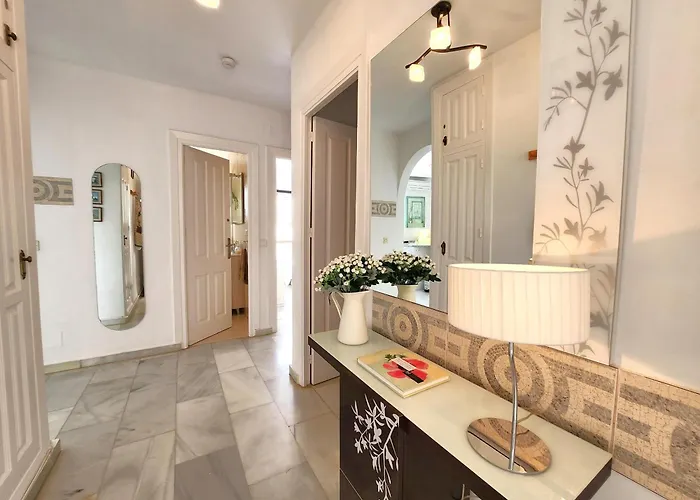 Carabeo 99 - Sleeps 4