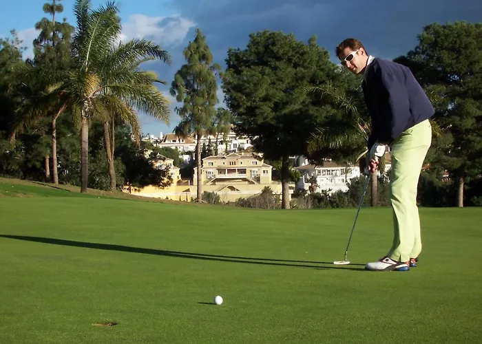 Carabeo 99 - Sleeps 4