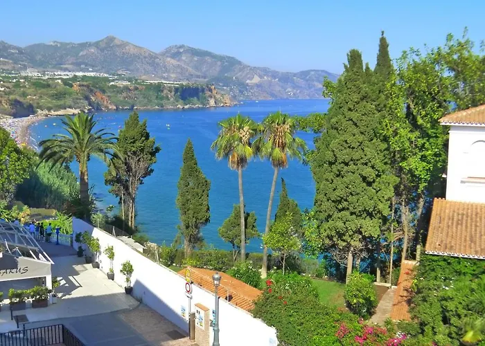 Carabeo 99 - Sleeps 4 * Nerja